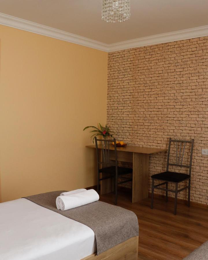 Seva Guesthouse And Cottages Byurakan Exteriér fotografie